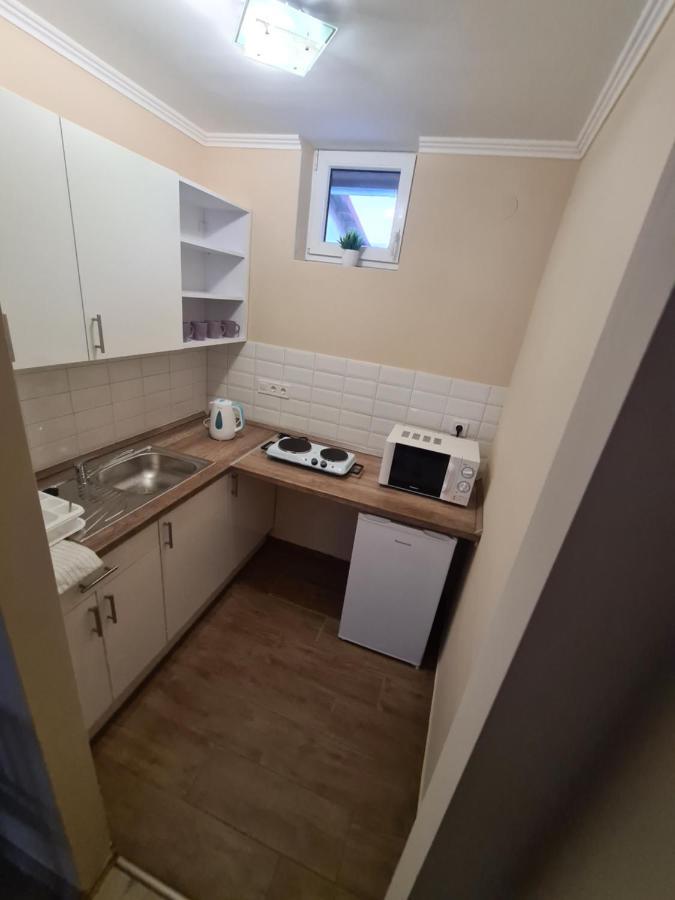 Napfeny Apartman Makó Exteriör bild